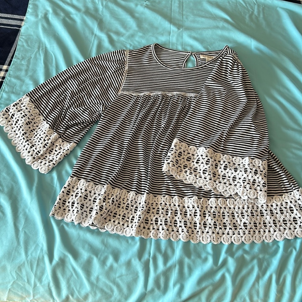 Studio JPR woman top size large